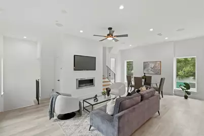 935 W 12th Street #101, Dallas, TX 75208 - Photo 8