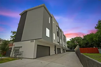 935 W 12th Street #101, Dallas, TX 75208 - Photo 1
