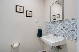 12611 High Meadow Dr, Dallas, TX 75244 - Photo 18