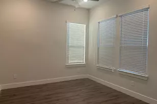 825 W Mayfield Rd, Arlington, TX 76015 - Photo 4