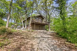 226 Cambridge Dr, Pottsboro, TX 75076 - Photo 2