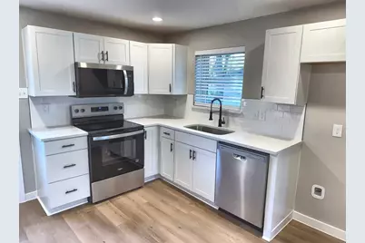 806 E Jefferson Street, Waxahachie, TX 75165 - Photo 8