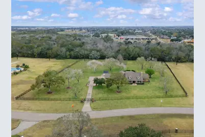 1810 Darby Lane, Arcola, TX 77545 - Photo 36