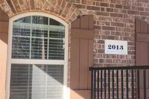 2013 Cranberry Ct, Mesquite, TX 75181 - Photo 2