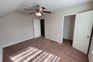 1024 Winscott Rd, Benbrook, TX 76126 - Photo 18