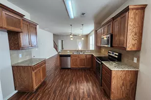 1024 Winscott Rd, Benbrook, TX 76126 - Photo 6