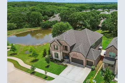 1008 Fallbrook Avenue, Denton, TX 76210 - Photo 2