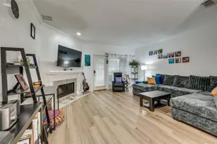 3550 Country Square Dr, Carrollton, TX 75006 - Photo 2