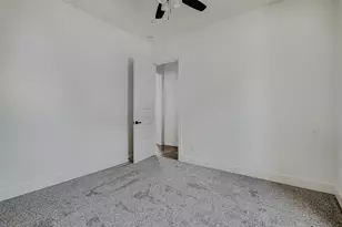 1020 Royal Lytham Ct, Grand Prairie, TX 75104 - Photo 24