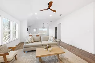 6948 Prairie Dawn Ln, North Richland Hills, TX 76180 - Photo 14