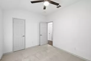 6948 Prairie Dawn Ln, North Richland Hills, TX 76180 - Photo 12