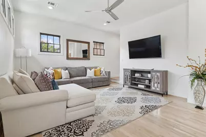 5065 Gaston Avenue #101, Dallas, TX 75214 - Photo 4