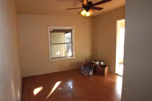 207 N Waco St, Weatherford, TX 76086 - Photo 8