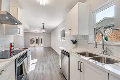 6402 Casa Vista Drive, Garland, TX 75043 - Photo 4