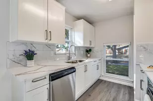 6402 Casa Vista Dr, Garland, TX 75043 - Photo 8