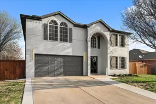 512 Ryan St, Saginaw, TX 76179 - Photo 2