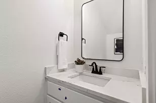 172 W 17th St, Mt Pleasant, TX 75455 - Photo 16