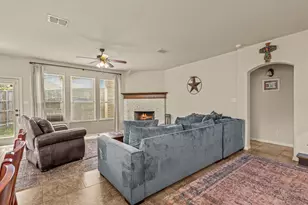 108 Bosque Ct, Azle, TX 76020 - Photo 8