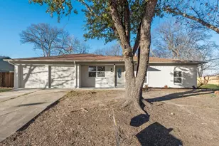 5713 Saramac Dr, Watauga, TX 76148 - Photo 2