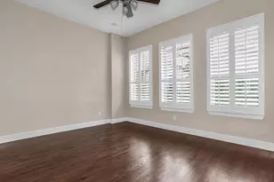 5436 Ashby Grove St, Dallas, TX 75209 - Photo 10