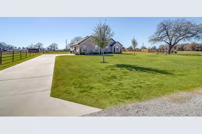 127 Captain Lane, Weatherford, TX 76087 - Photo 28