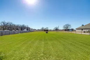 127 Captain Ln, Weatherford, TX 76087 - Photo 30