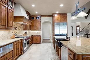 2965 S Sunbeck Circle, Farmers Branch, TX 75234 - Photo 8