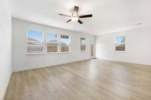 1428 Mustang Cyn Dr, Fort Worth, TX 76052 - Photo 28