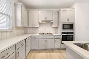 1428 Mustang Cyn Dr, Fort Worth, TX 76052 - Photo 4