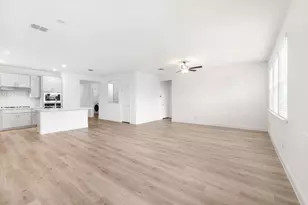 1428 Mustang Cyn Dr, Fort Worth, TX 76052 - Photo 16