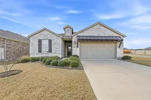 300 Sleepy Willow Ln, McKinney, TX 75071 - Photo 1