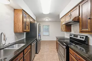 5910 Willow View Dr, Arlington, TX 76017 - Photo 8