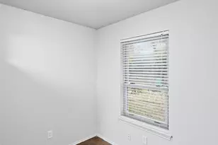 5910 Willow View Dr, Arlington, TX 76017 - Photo 12