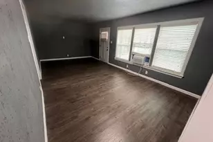 205 NE 22nd St, Grand Prairie, TX 75050 - Photo 30