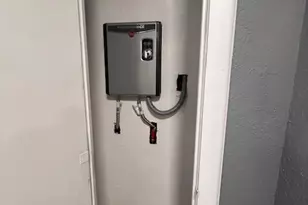 205 NE 22nd St, Grand Prairie, TX 75050 - Photo 22