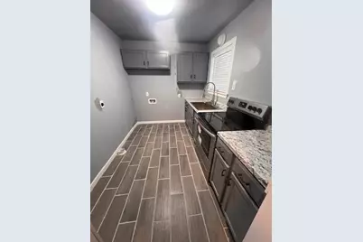 205 NE 22nd Street, Grand Prairie, TX 75050 - Photo 14