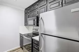 210 Morene Ave, Waxahachie, TX 75165 - Photo 10