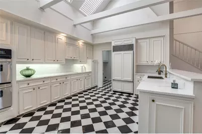 5865 Farquhar Lane, Dallas, TX 75209 - Photo 10