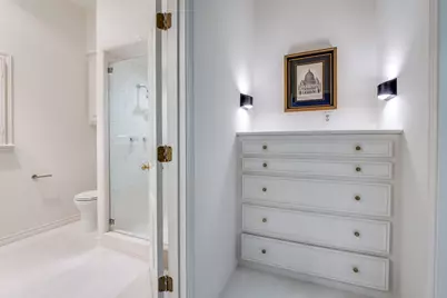 5865 Farquhar Lane, Dallas, TX 75209 - Photo 16