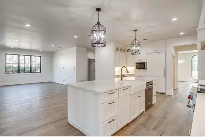 330 Madeline Lane, Burleson, TX 76028 - Photo 12