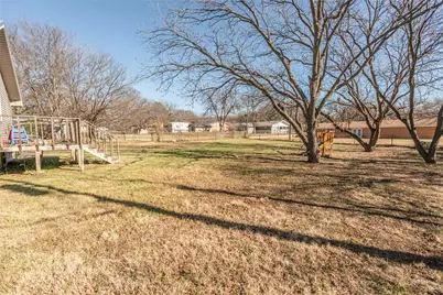 180 Trail Drive, Bowie, TX 76230 - Photo 12