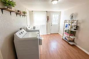 180 Trail Dr, Bowie, TX 76230 - Photo 32