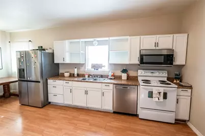 180 Trail Drive, Bowie, TX 76230 - Photo 20