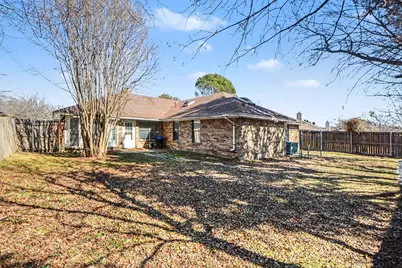 2433 Hallmark Street, Grand Prairie, TX 75052 - Photo 22