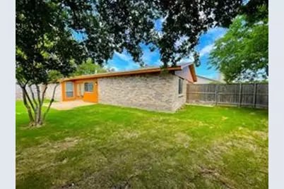 6406 Green Oaks Drive, Plano, TX 75023 - Photo 16