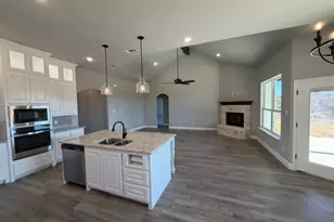 1029 Deer Is Ct, Azle, TX 76020 - Photo 8