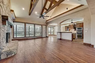 1088 Shadow Lakes Dr, Wills Point, TX 75169 - Photo 8