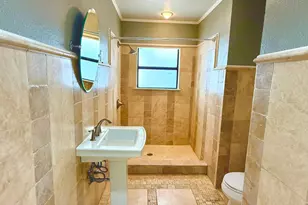 4610 Sycamore St, Dallas, TX 75204 - Photo 10