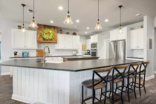 2560 Shady Oaks Cir, Glen Rose, TX 76043 - Photo 18