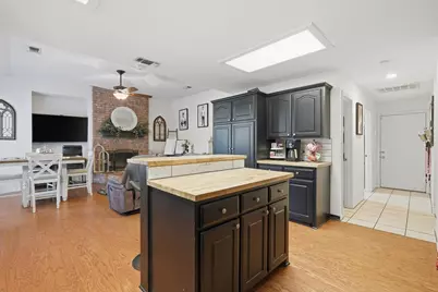 1633 Morris Avenue, Sweetwater, TX 79556 - Photo 12